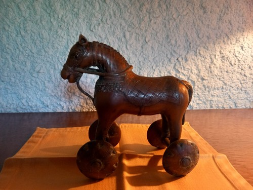 Cheval sur roues métal - cheval,